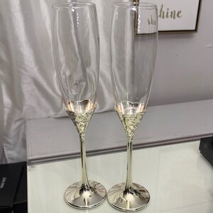 Vera Wang Home Clear Champagne Flutes with Silver-Tone Ornate Stems